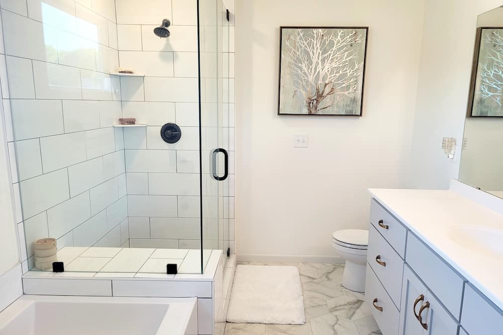 Photo of Bathroom in Blaine