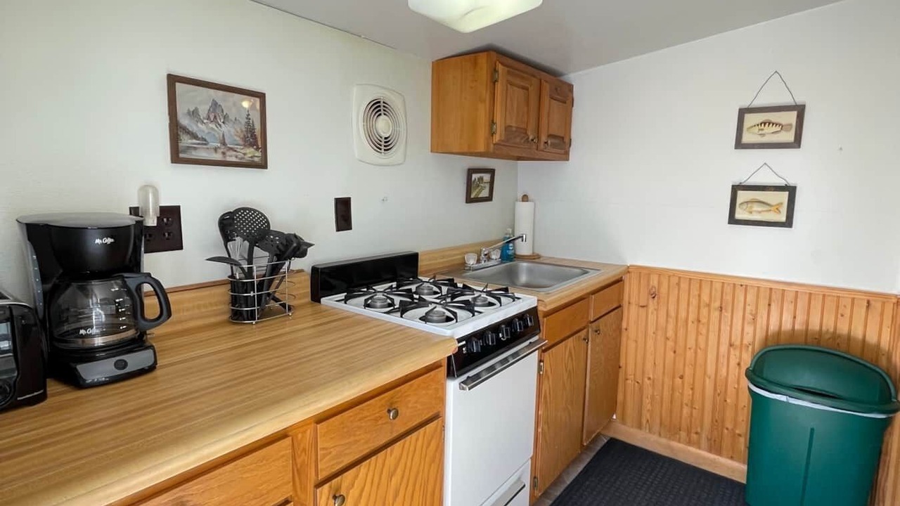 Photo of Kitchen in Brier Hill