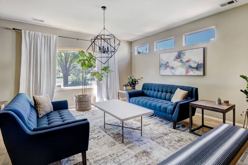 Photo of Livingroom in West Old Town