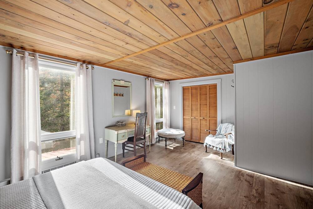 Photo of Bedroom in Washington