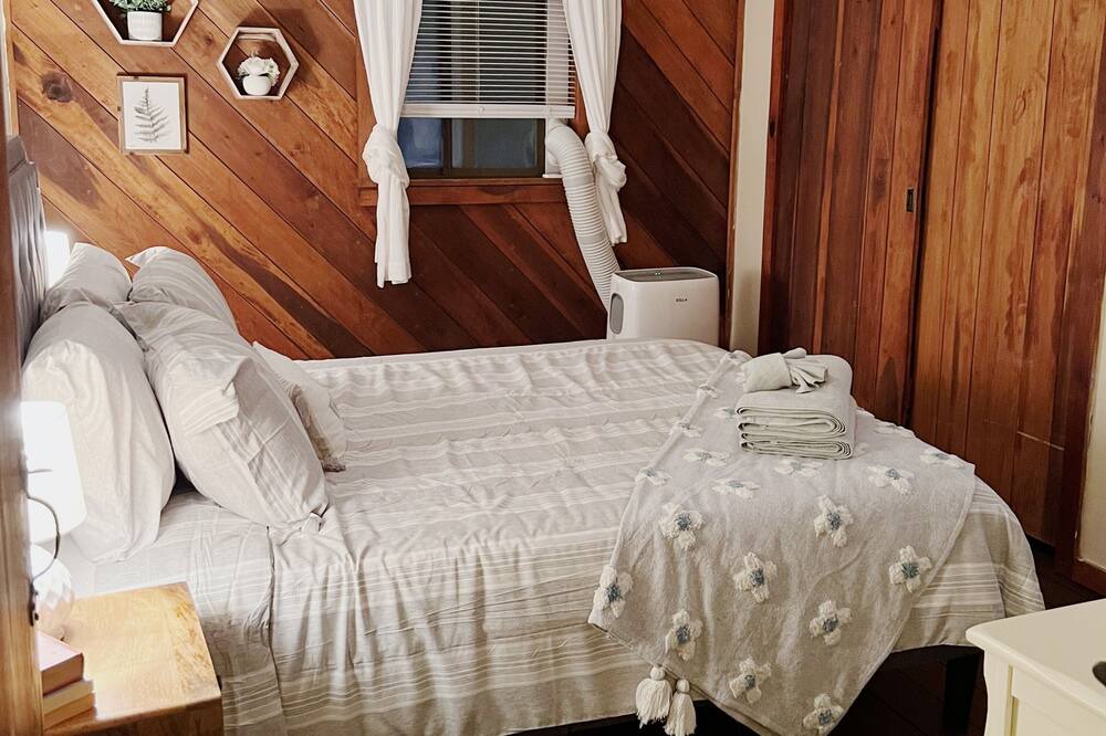 Photo of Bedroom in Kabletown