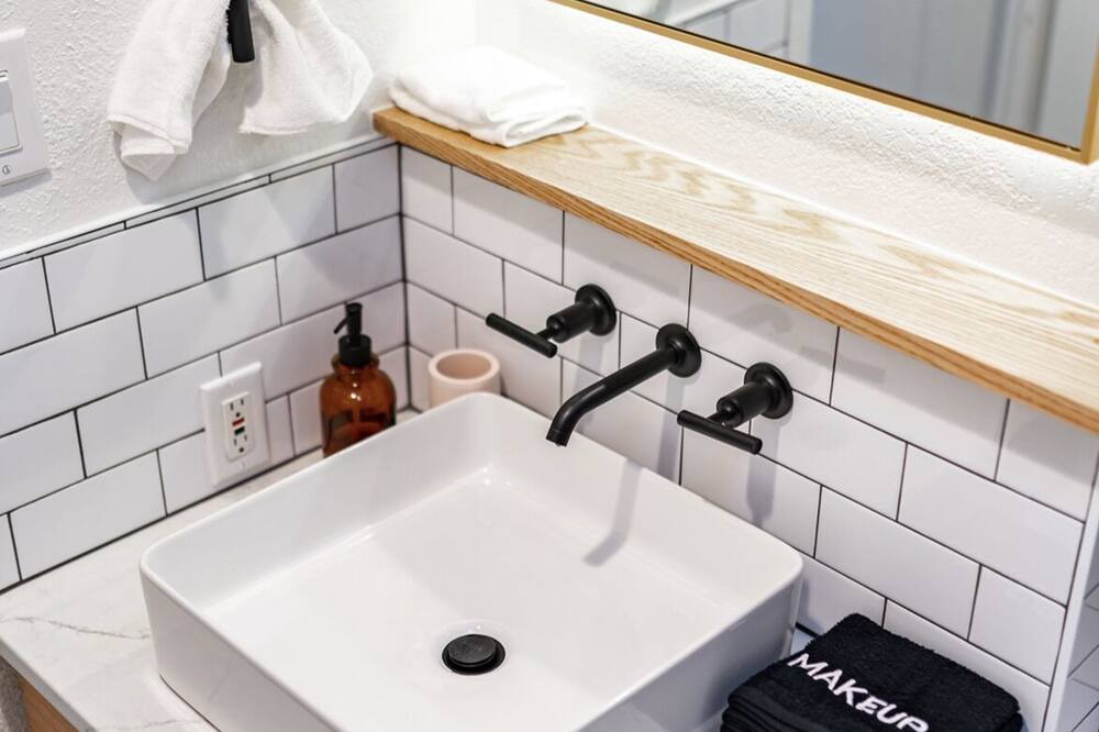 Photo of Bathroom in Nob Hill