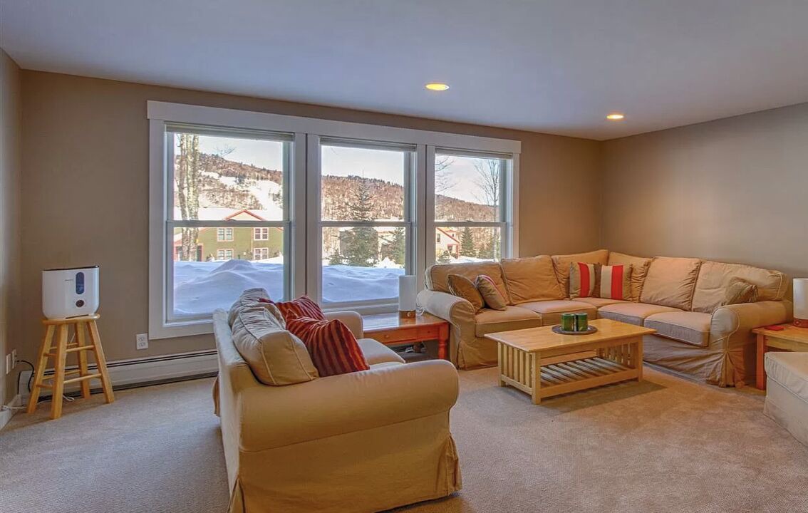 Photo of Livingroom in Central Vermont- Killington