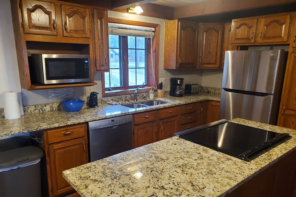 Photo of Kitchen in Chickamaw Beach