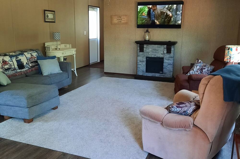 Photo of Livingroom in Cape Vincent