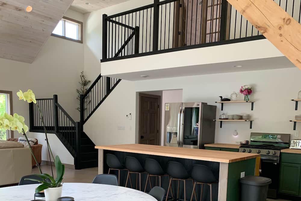 Photo of Kitchen in Hill