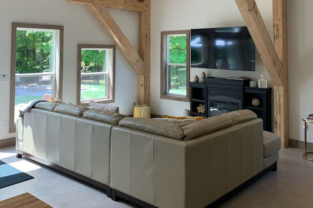 Photo of Livingroom in Hill