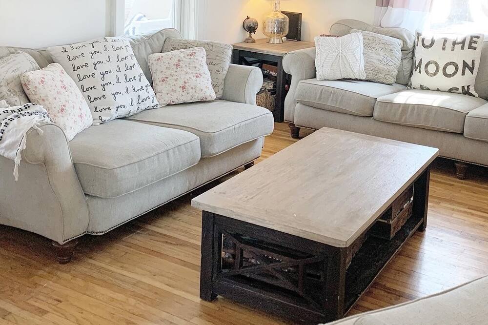 Photo of Livingroom in Lakeland