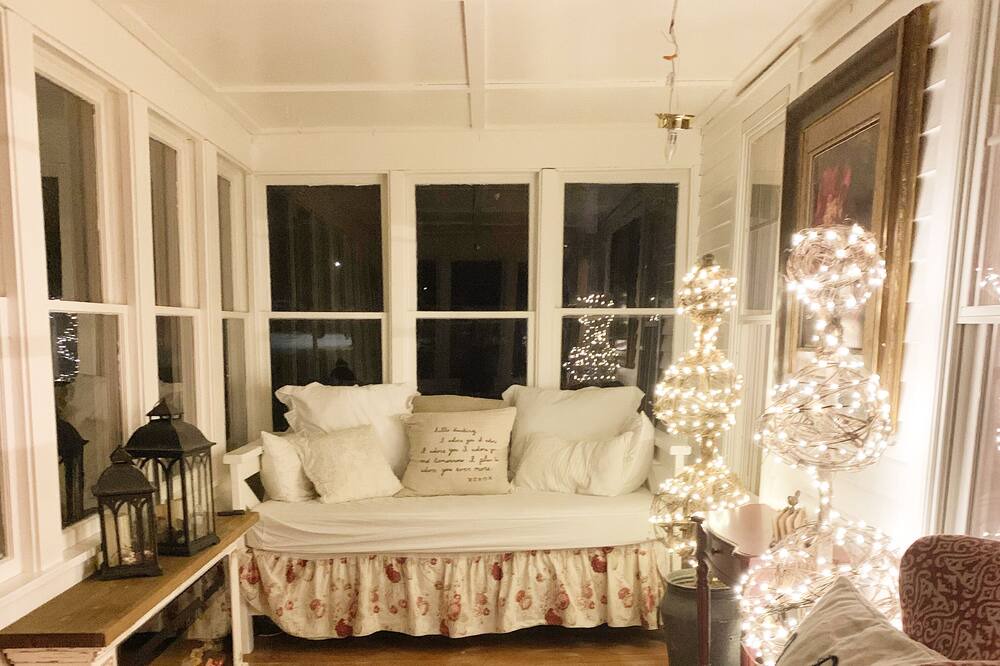 Photo of Bedroom in Lakeland