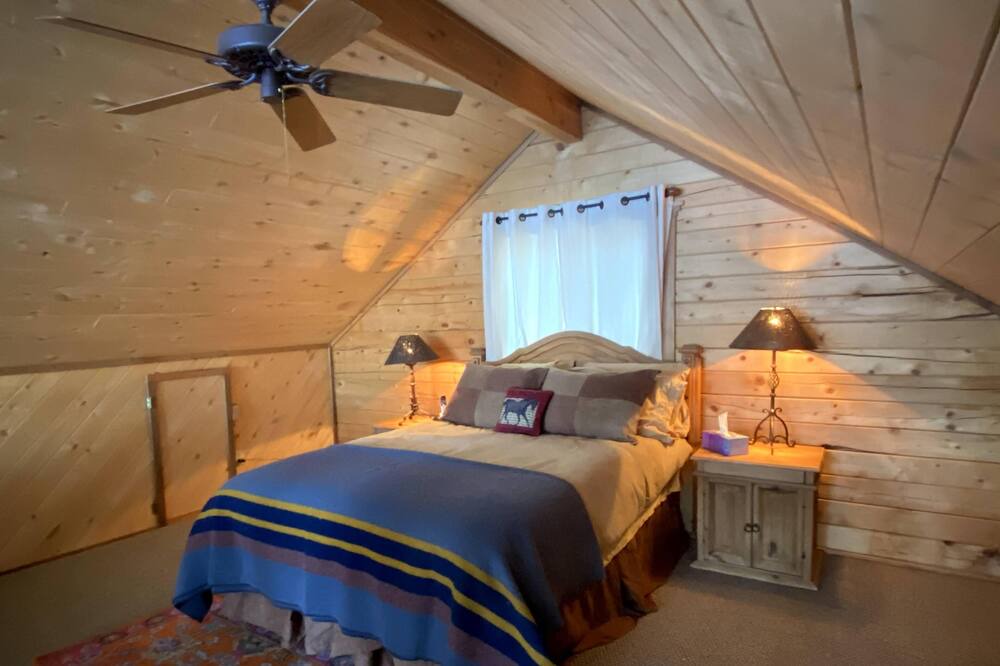 Photo of Bedroom in Pagosa Springs