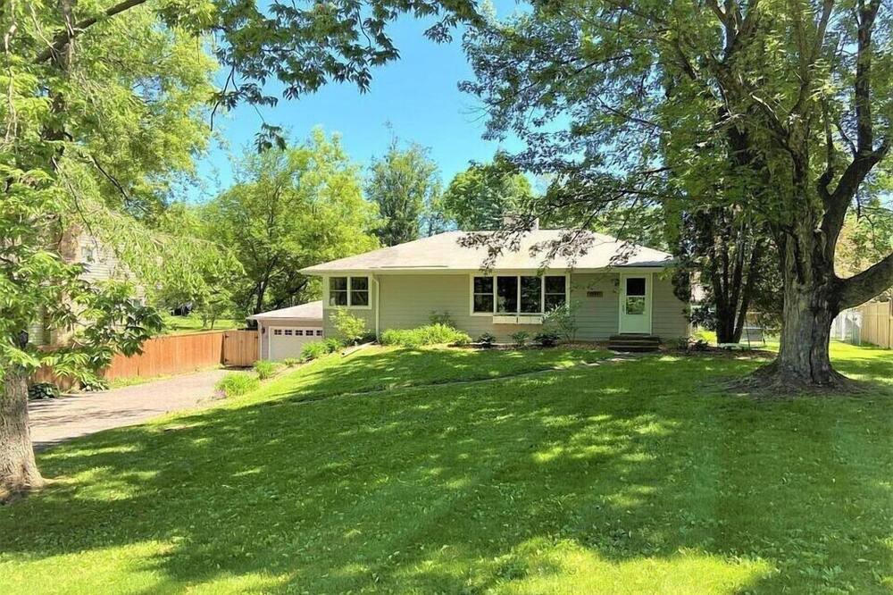 Photo of Outdoor in Minnetonka
