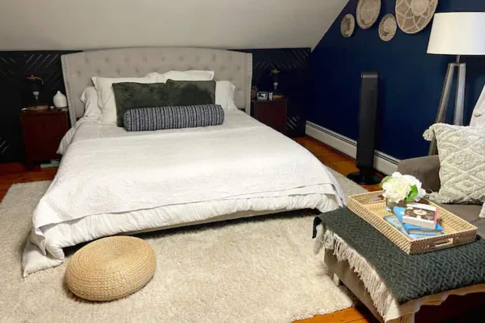 Photo of Bedroom in Wolcott