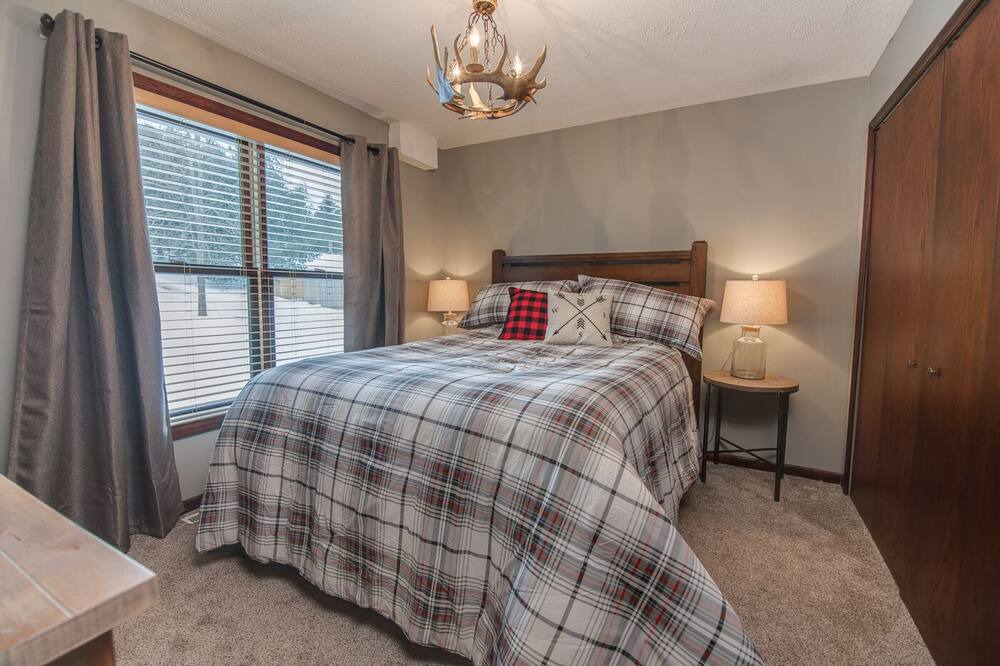Photo of Bedroom in Turtle Lake