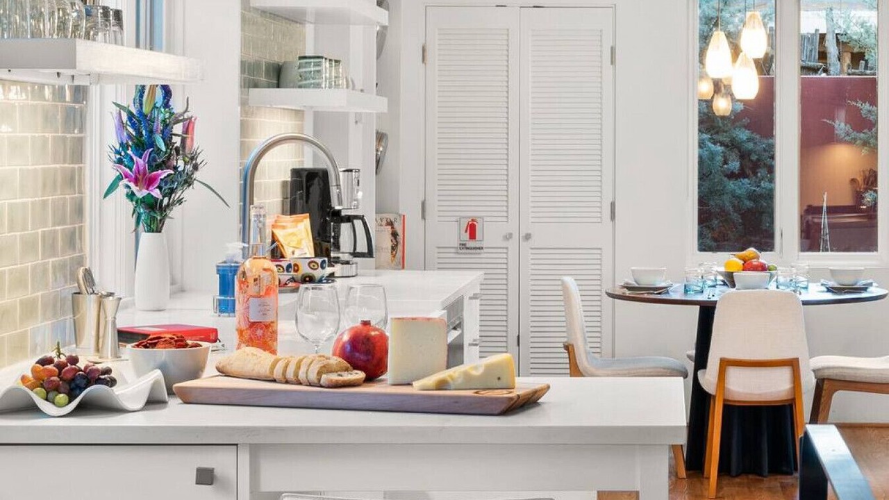Photo of Kitchen in Northeast Santa Fe