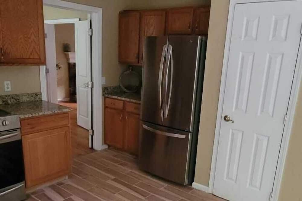Photo of Bedroom in Leominster