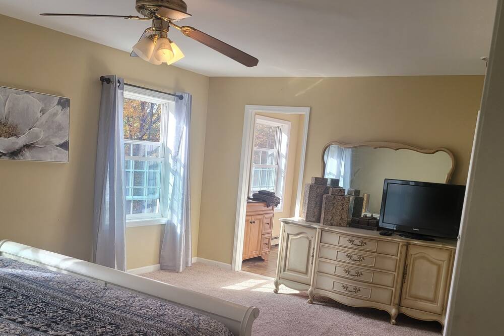 Photo of Bedroom in Leominster