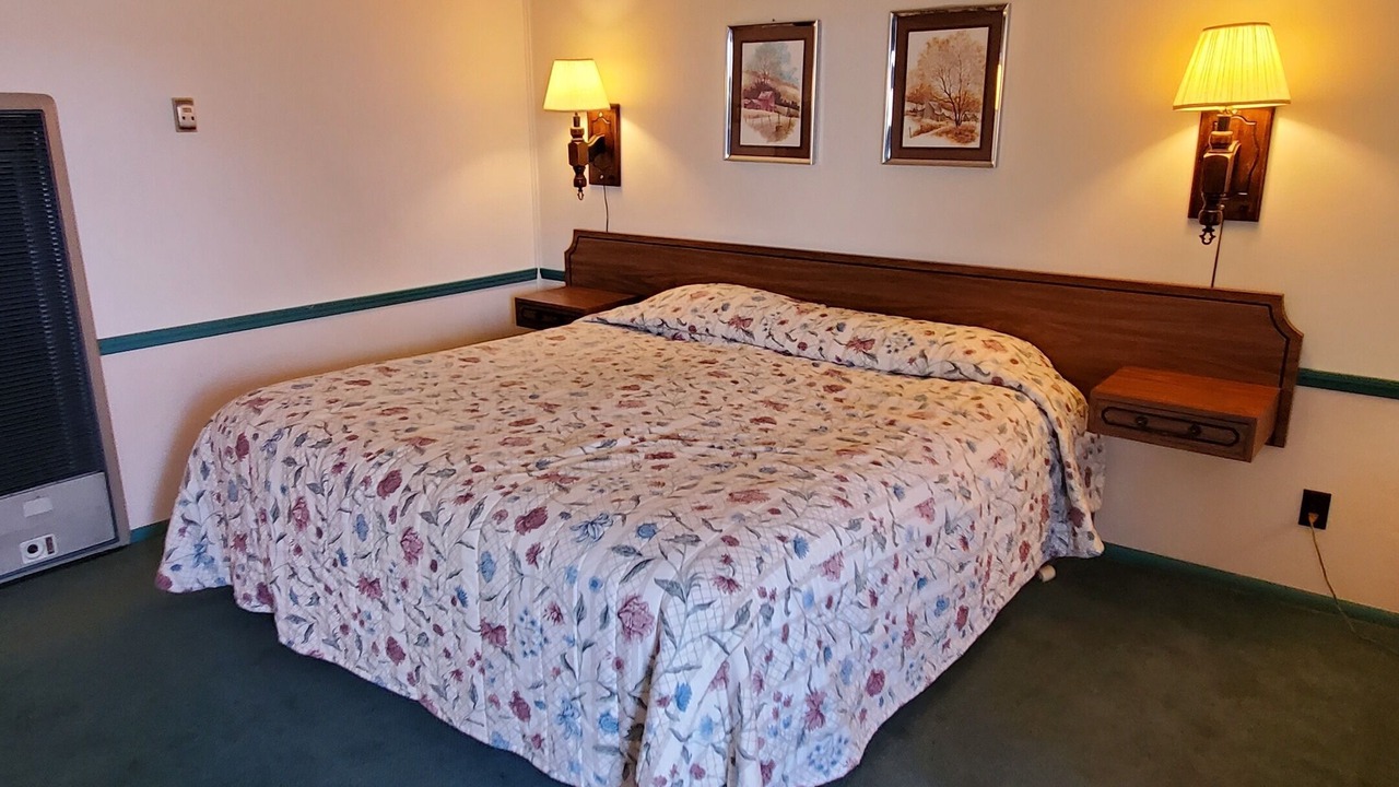 Photo of Bedroom in Raton