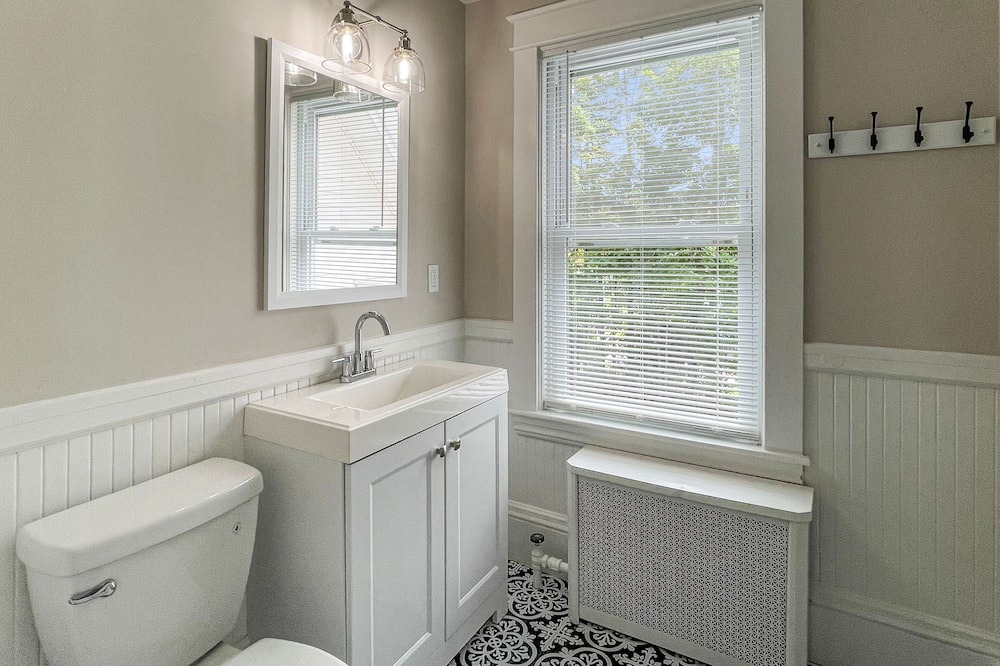 Photo of Bathroom in Hampton