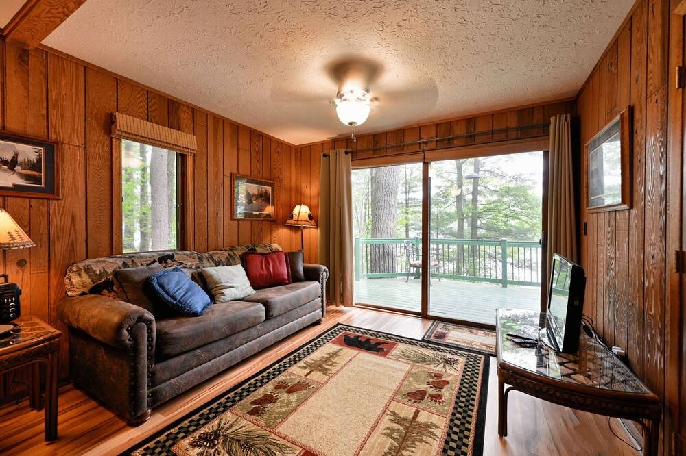 Photo of Livingroom in Hayward