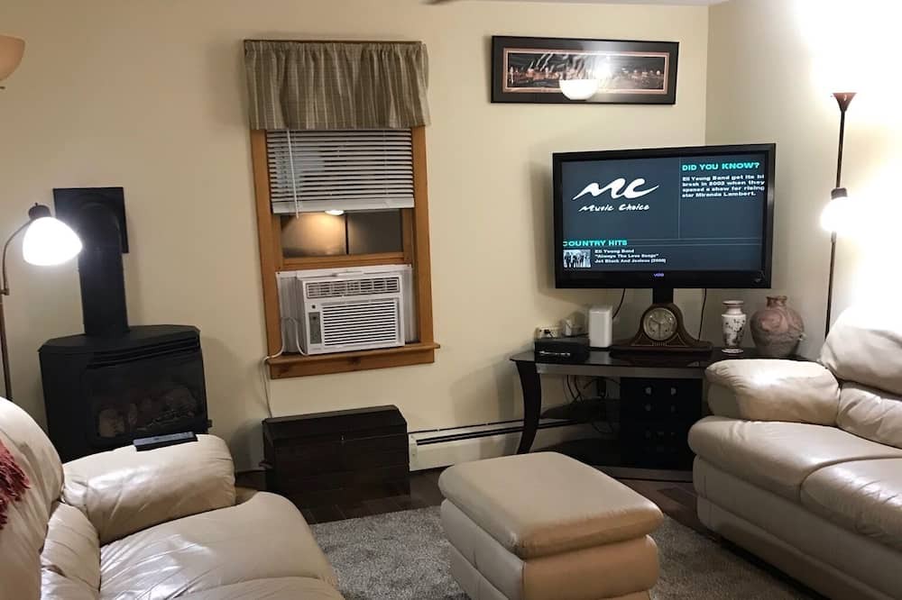 Photo of Livingroom in Montgomery Center
