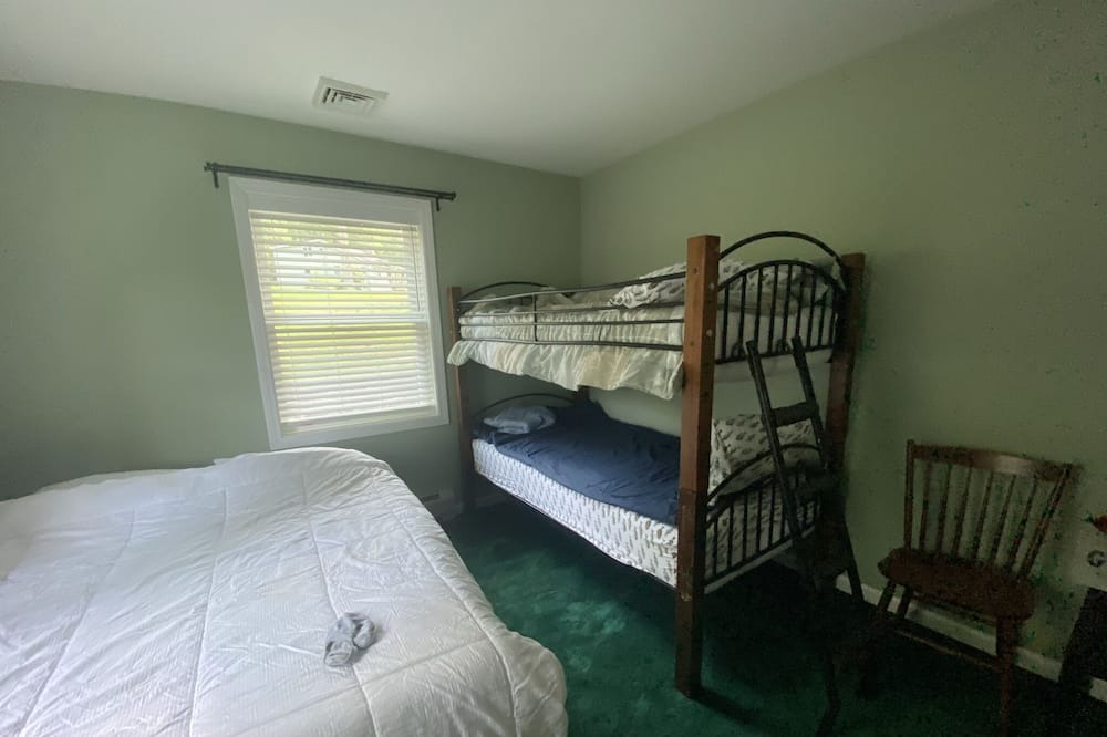 Photo of Bedroom in Winchester