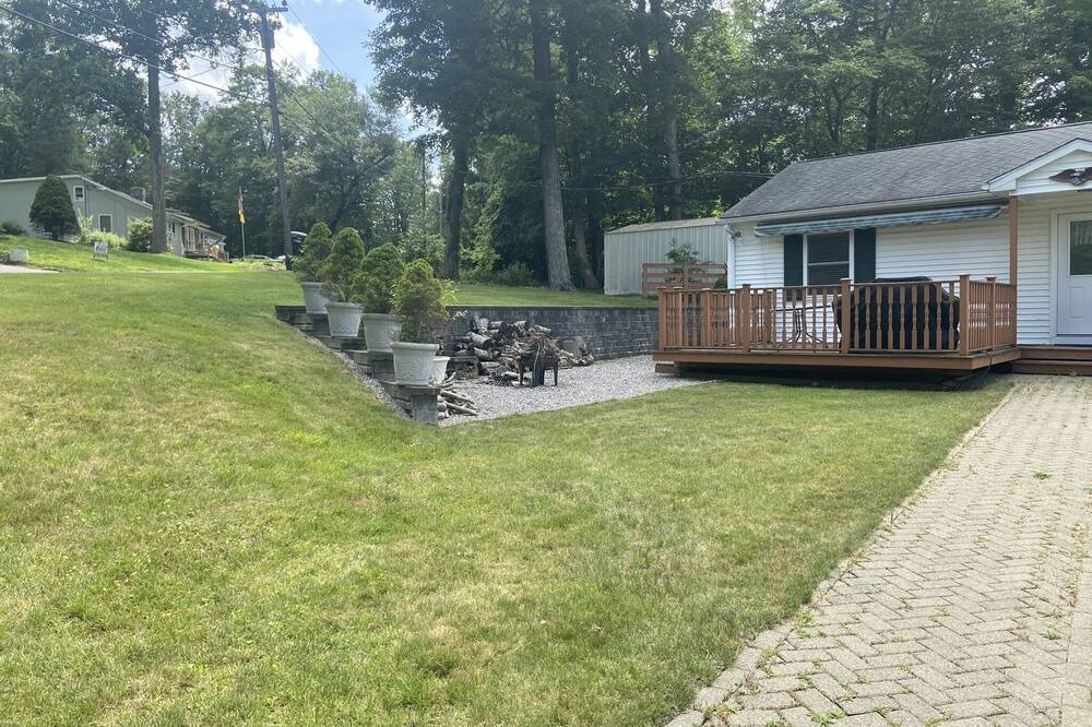 Photo of Outdoor in Winchester