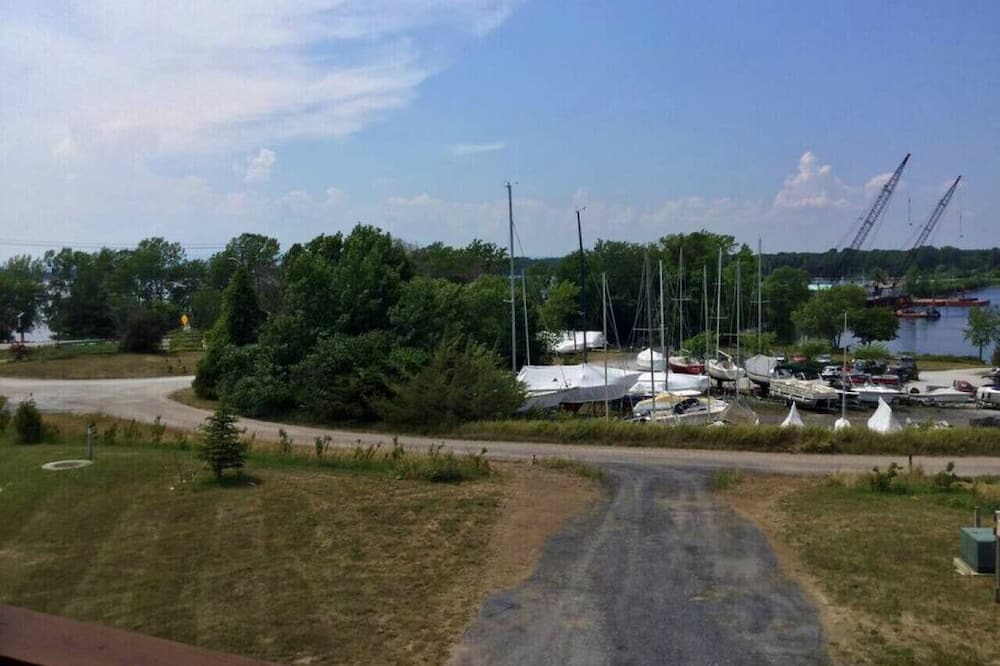 Photo of Others in Grand Isle
