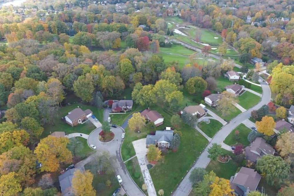 Photo of Outdoor in West Bloomfield