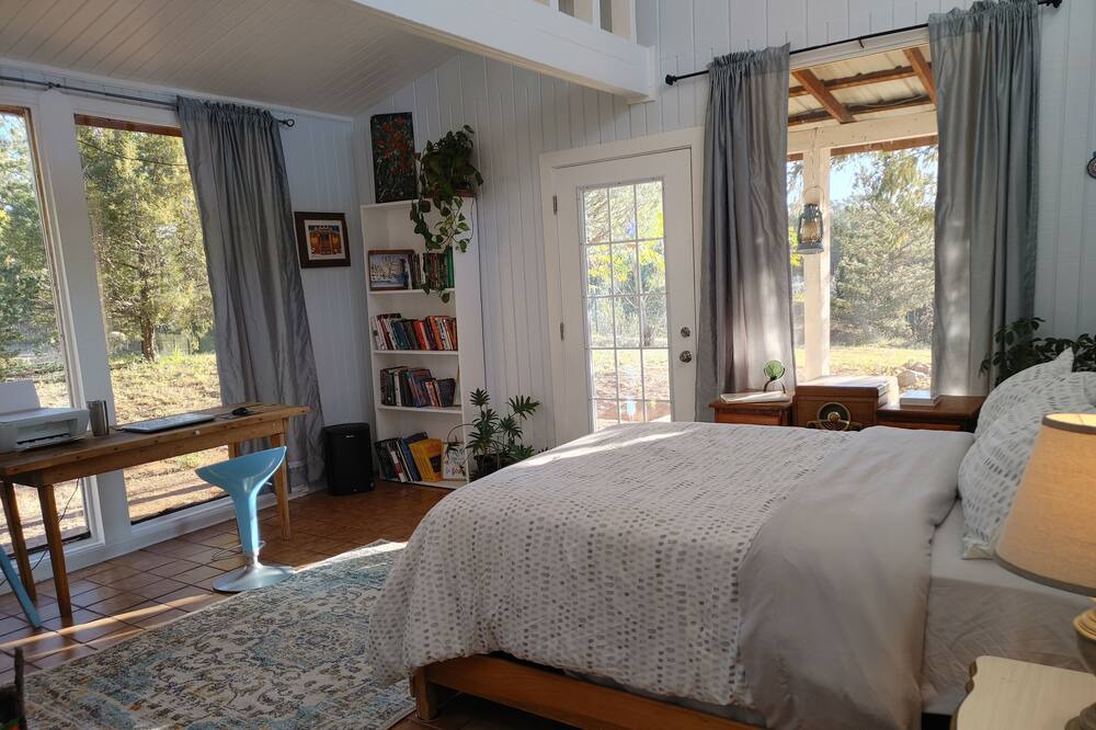 Photo of Bedroom in Pecos