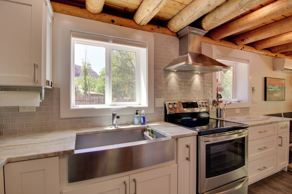 Photo of Kitchen in Jemez Springs