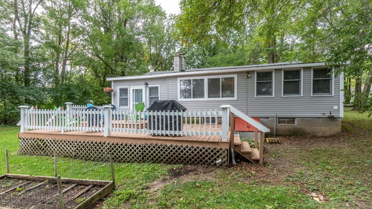 Photo of Outdoor in Malletts Bay