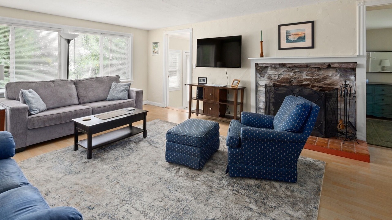 Photo of Bedroom in Malletts Bay