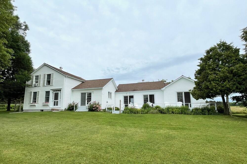Photo of Outdoor in Grenell