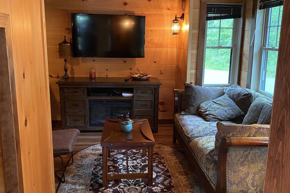 Photo of Livingroom in West Alton