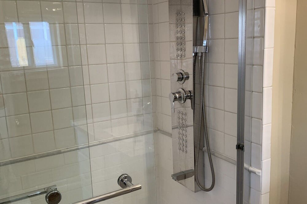 Photo of Bathroom in Bolivar