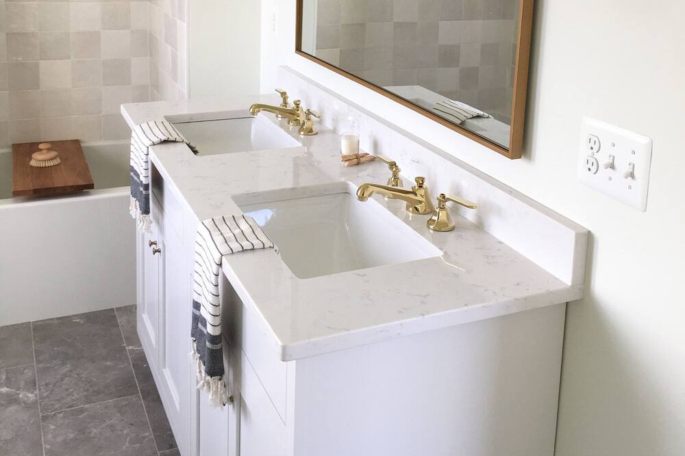 Photo of Bathroom in Leesburg