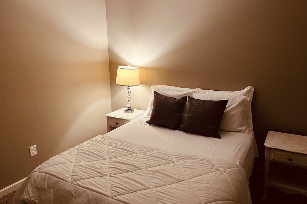 Photo of Bedroom in Woodbury