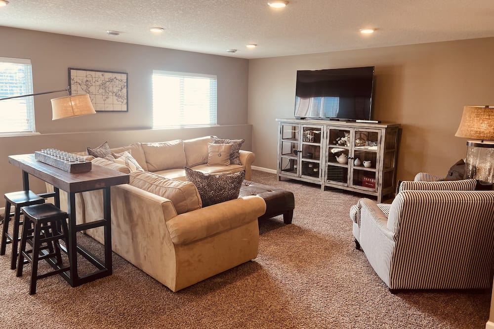 Photo of Livingroom in Woodbury
