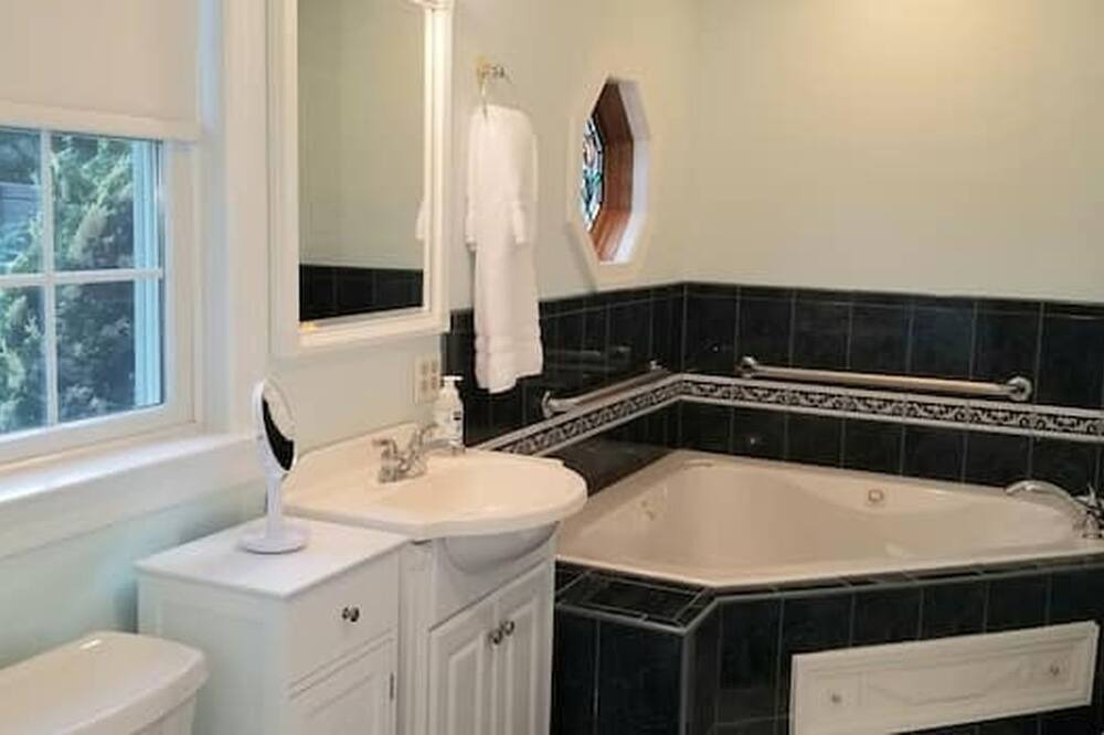 Photo of Bathroom in Bolivar