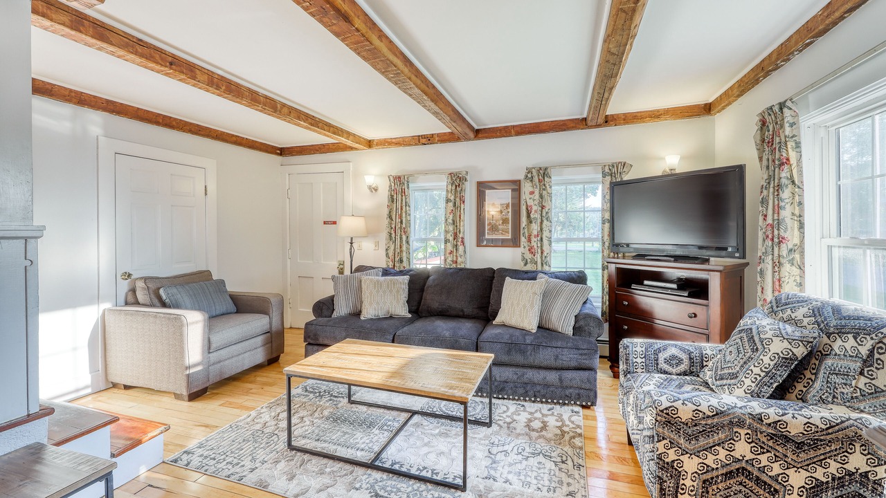 Photo of Livingroom in Stowe