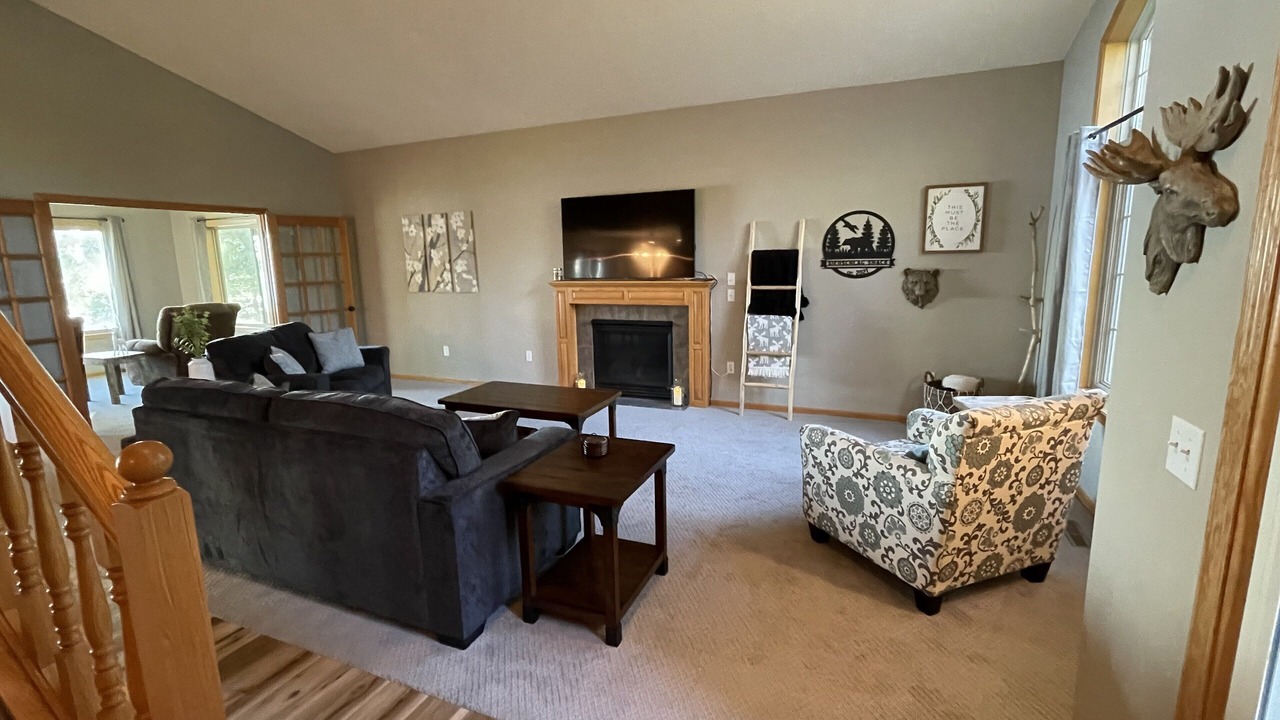 Photo of Livingroom in Pine City