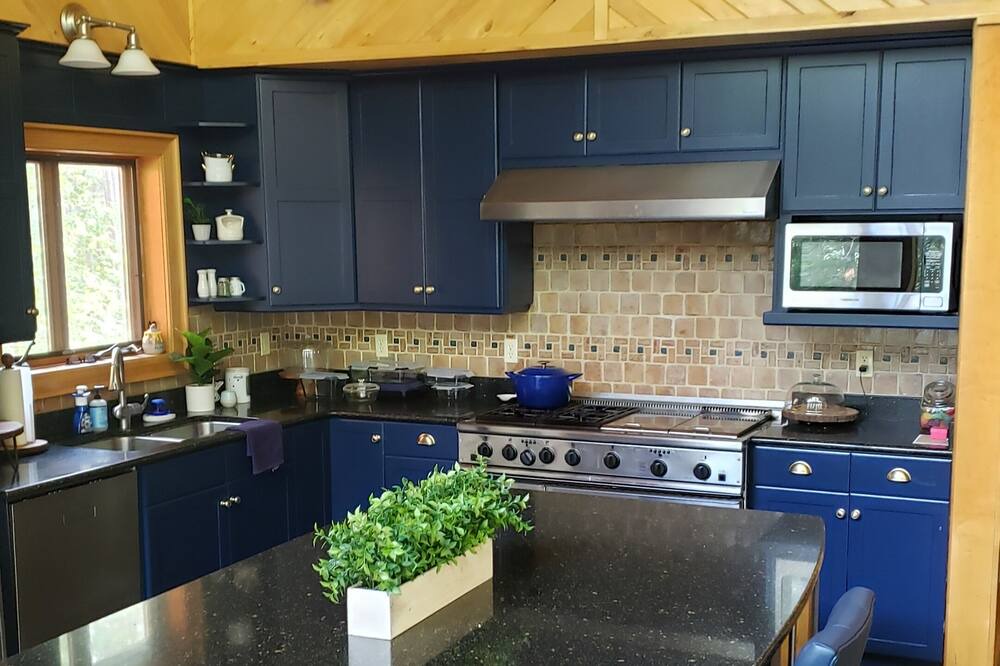 Photo of Kitchen in Siren