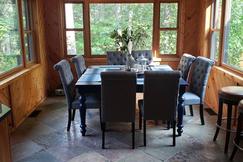 Photo of Kitchen in Siren