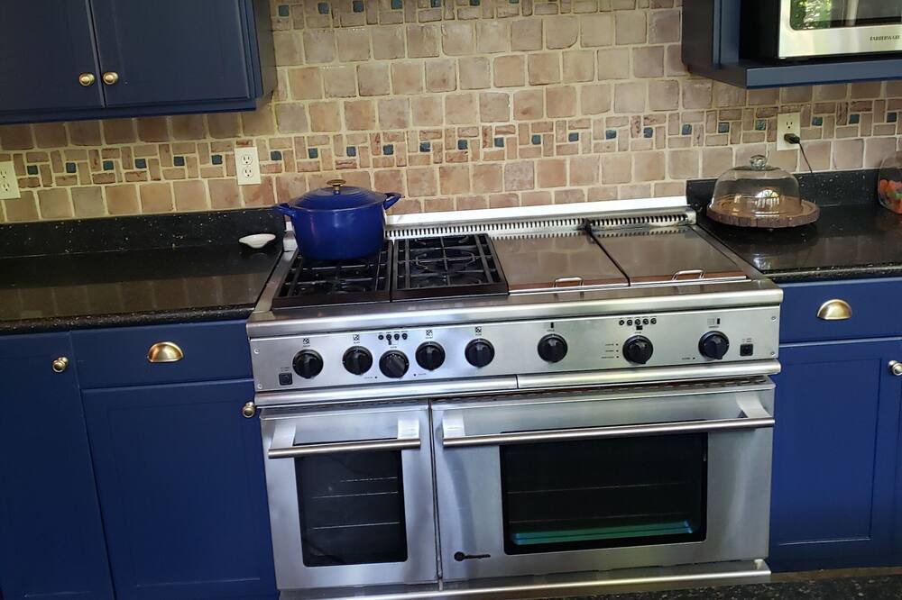 Photo of Kitchen in Siren