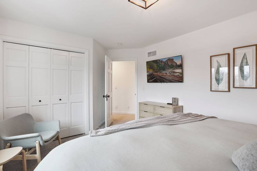 Photo of Bedroom in Minnetonka