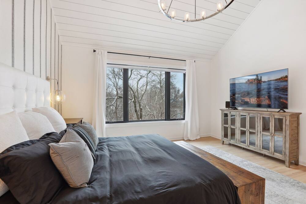 Photo of Bedroom in Minnetonka