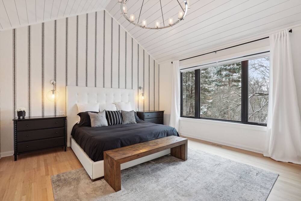 Photo of Livingroom in Minnetonka