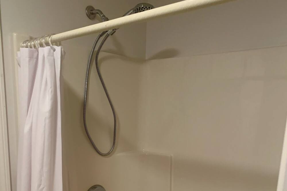 Photo of Bathroom in Campton
