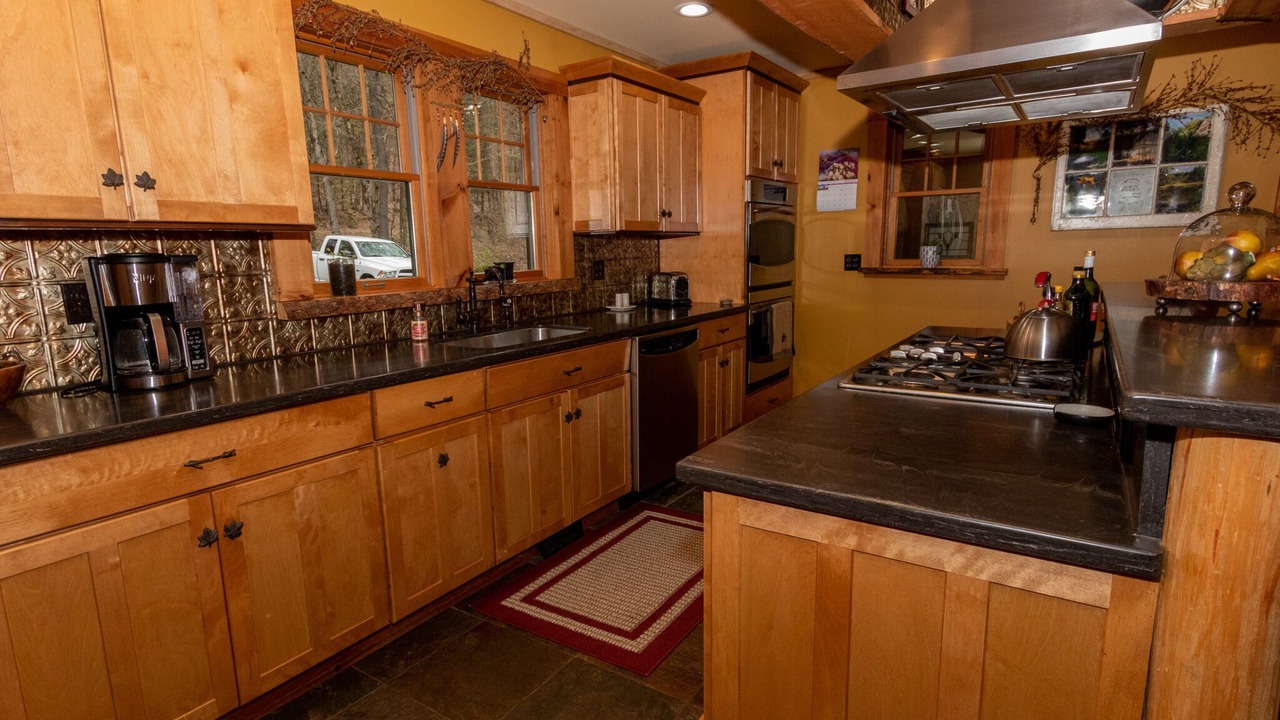 Photo of Kitchen in Lake Luzerne