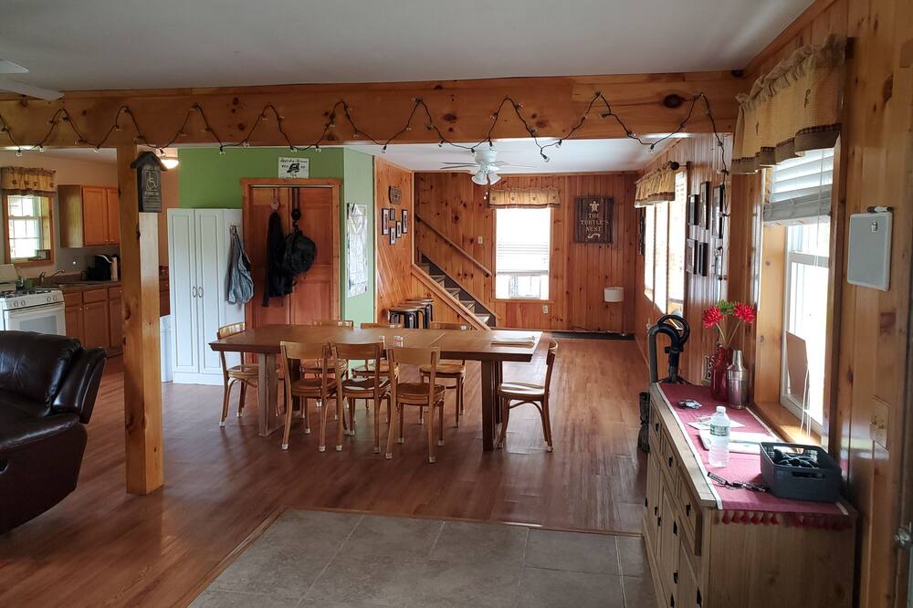 Photo of Livingroom in South Rutland